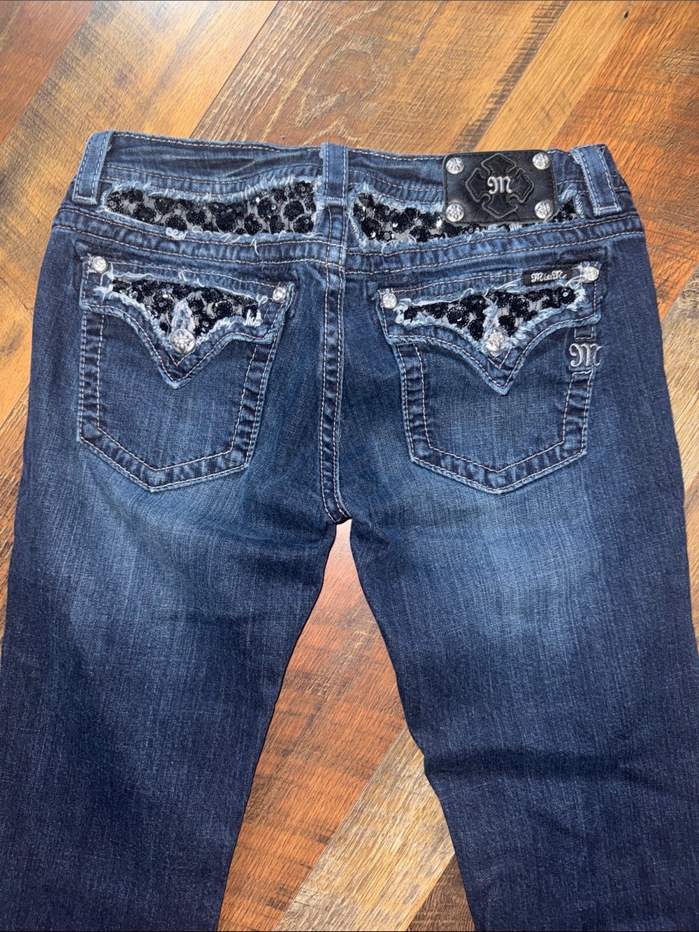 Miss Me JP6215BV Bootcut Jeans Size 31x32 Dark Wash Black Beaded Flap Pocket - Picture 10 of 10